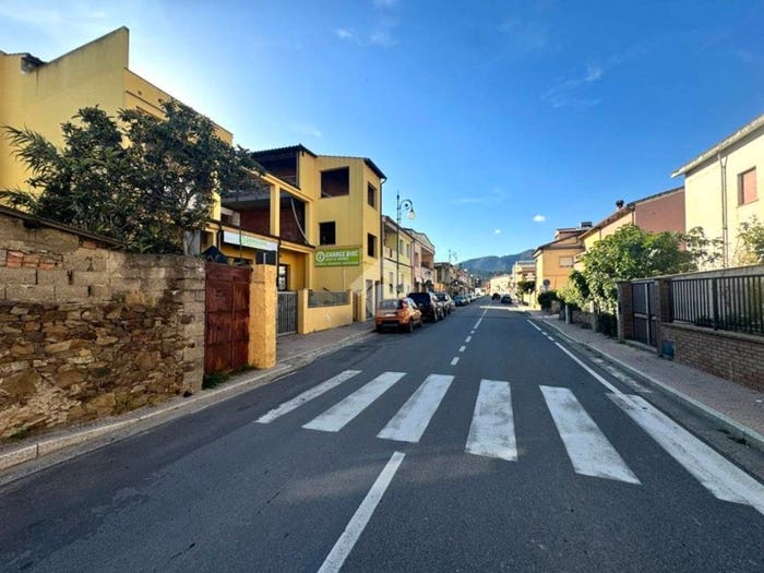 Appartamento trilocale in vendita in Via Nazionale, Centro, Villaputzu