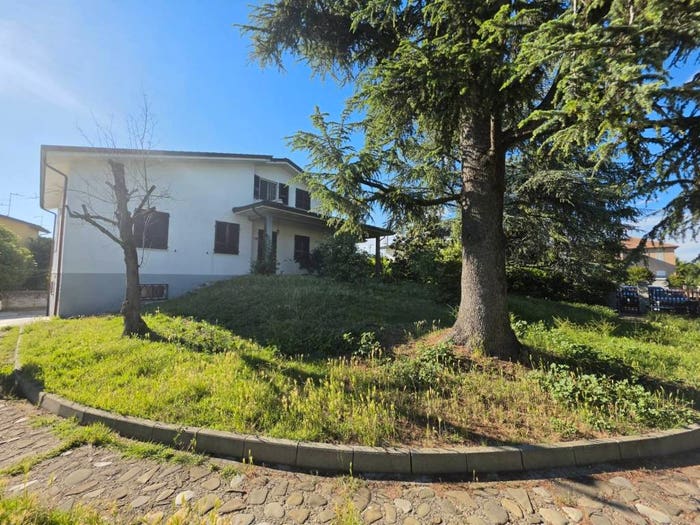 Casa con 6 locali in vendita in Via Milano, Valconasso, Pontenure