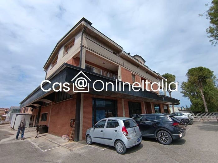 Appartamento con 6 locali in vendita in Via Giacomo Pantaleoni, San Sisto Lacugnano, Perugia