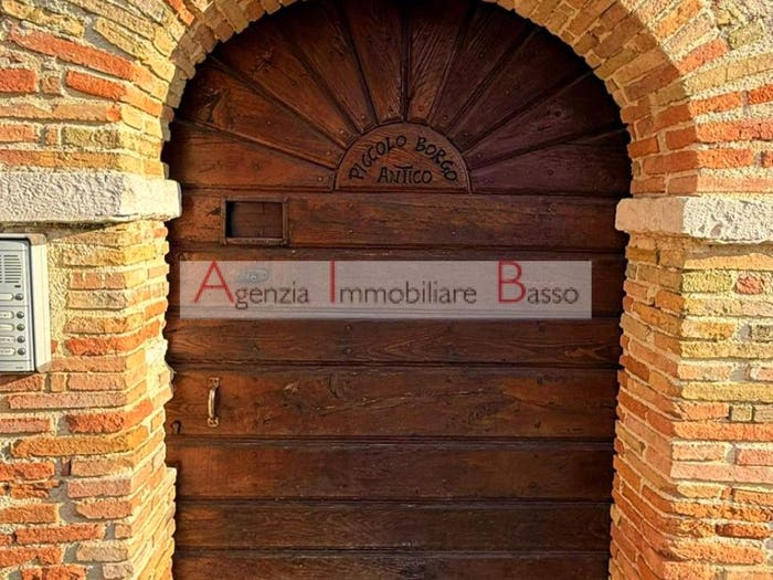 Casa quadrilocale in vendita in via degli alpini, Castelcucco
