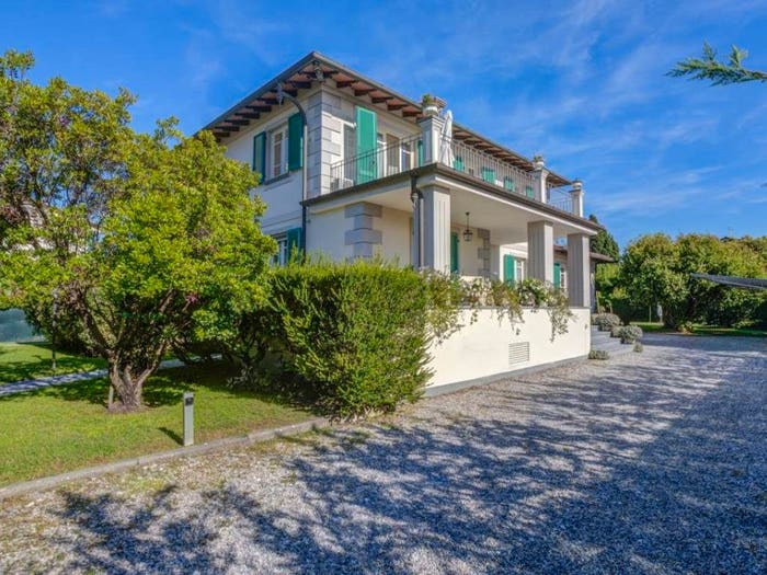 Casa con 6 locali in vendita in Via Duca degli Abruzzi, Centro, Forte dei Marmi