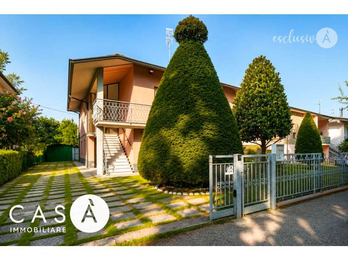 Casa con 6 locali in vendita in Via Martiri Focaccia, Castiglione Villa Inferno Montaletto, Cervia