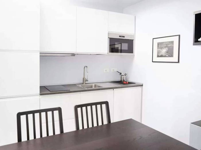 Appartamento bilocale in affitto in Via Stendhal, Solari, Milano
