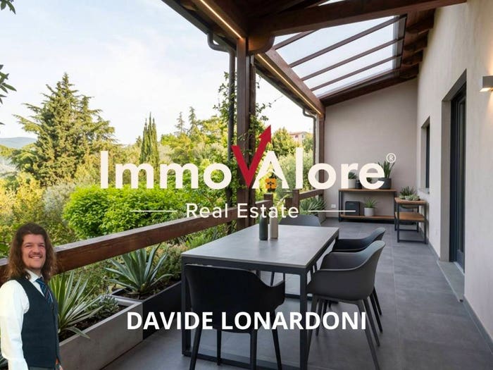 Casa con 6 locali in vendita in Stradella Santa Giuliana, Torricelle, Verona
