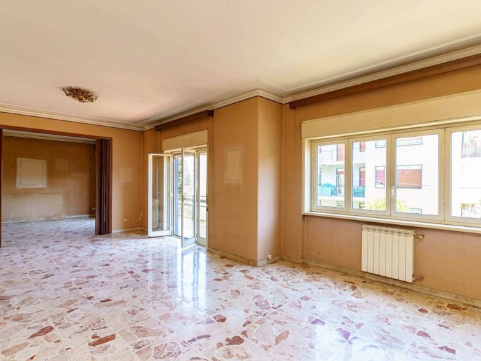 Appartamento con 6 locali in vendita in Via Luigi Sturzo, Sant'Agata li Battiati