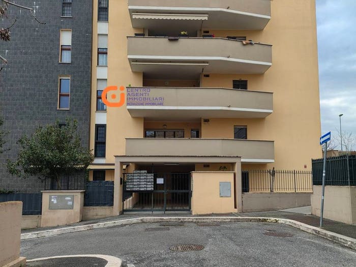 Appartamento trilocale in vendita in Via Alberto Manzi, Torresina, Roma