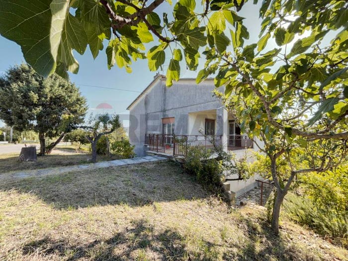 Casa con 6 locali in vendita in Contrada Camicie, Lanciano