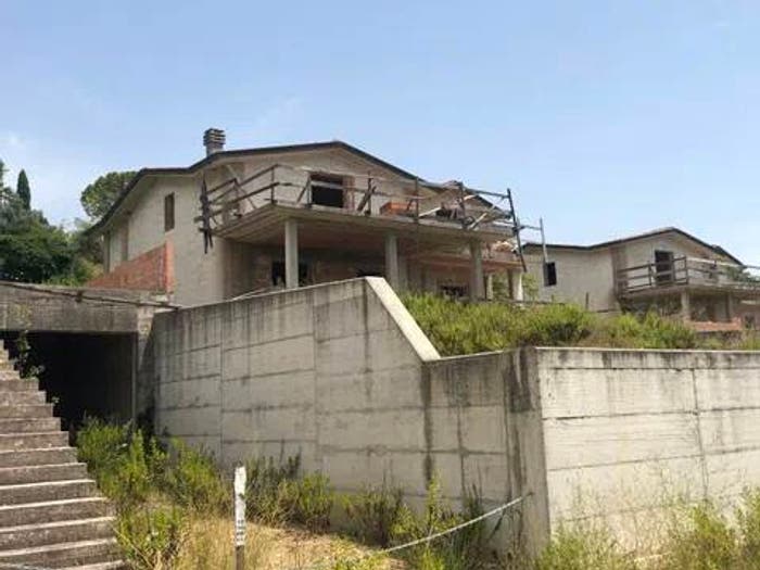 Casa con 6 locali in vendita in Via Saturnia No Number, Madonna Alta Prepo, Perugia
