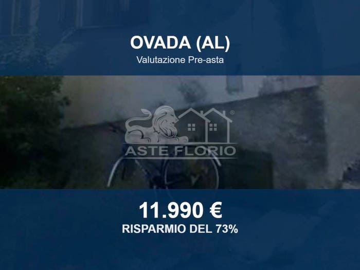 Casa quadrilocale in vendita in Strada San Lorenzo, Centro, Ovada