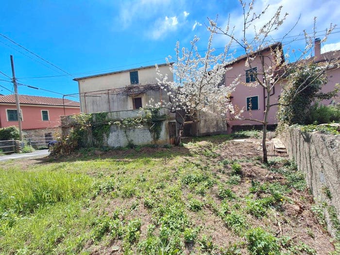 Casa con 6 locali in vendita in Località Pian Rosso, Pian Rosso Costa, Andora