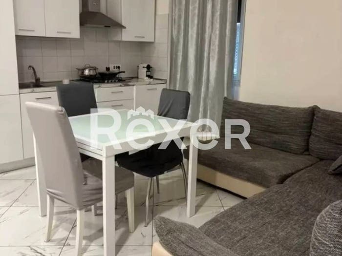 Appartamento trilocale in vendita in Via Montello, Piazza Genova, Alessandria