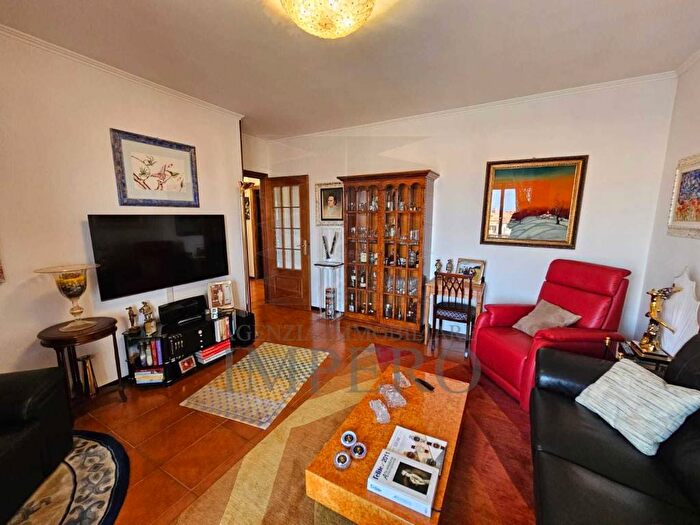 Appartamento quadrilocale in vendita in Via San Secondo, Roverino San Secondo, Ventimiglia