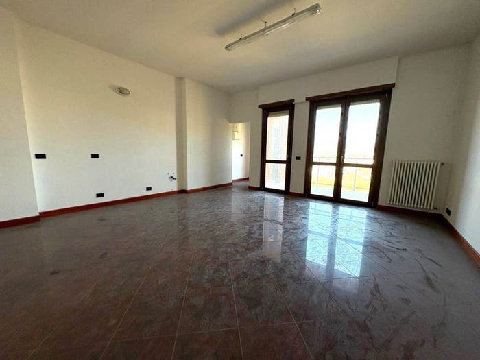 Appartamento trilocale in vendita in Via Giosuè Carducci, Santa Barbara San Sisto, L'Aquila