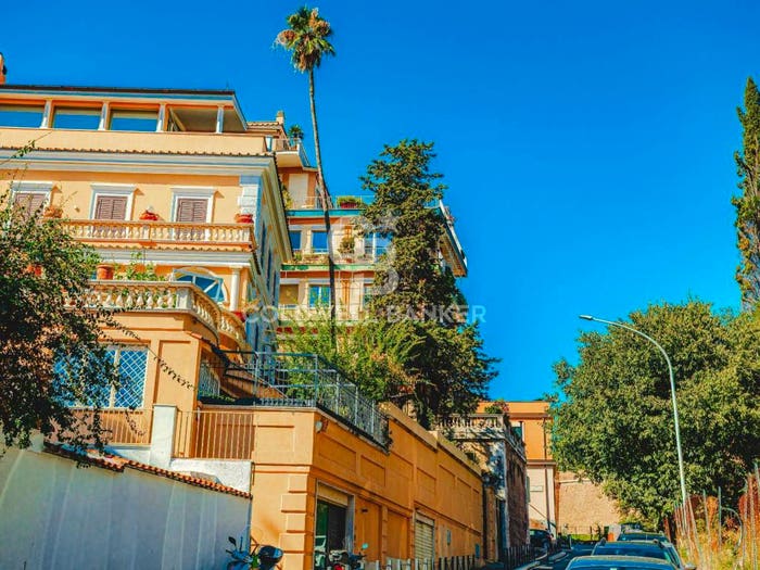 Appartamento con 5 locali in vendita in Viale Aurelio Saffi, Monteverde Vecchio, Roma