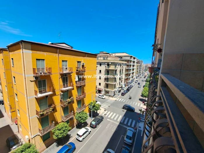 Appartamento quadrilocale in vendita in Via Vittorio Veneto, Centro, Crotone