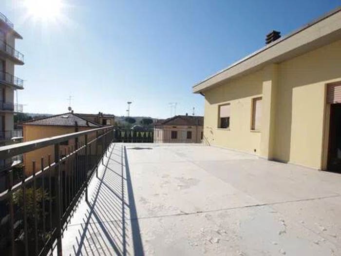 Appartamento quadrilocale in vendita in Via Xxvi Luglio, Centro, Certaldo
