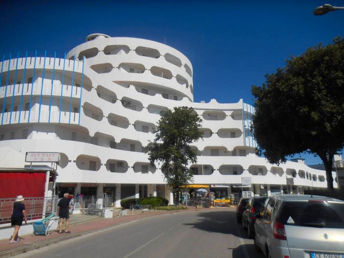 Appartamento quadrilocale in vendita in Viale Portogallo, Lido delle Nazioni, Comacchio