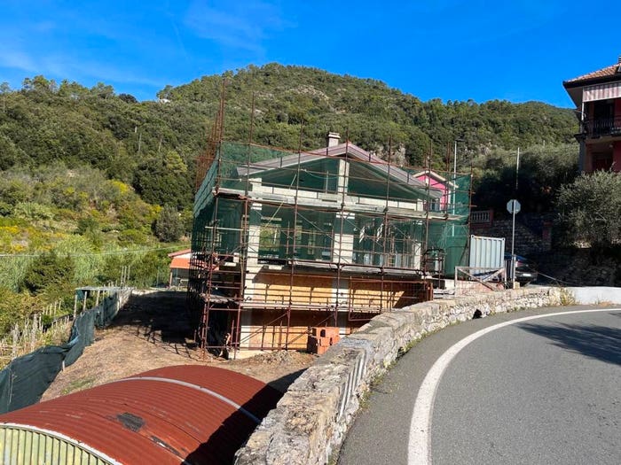 Casa con 6 locali in vendita in Via Casali Lungo Statale, Casali, Castiglione Chiavarese