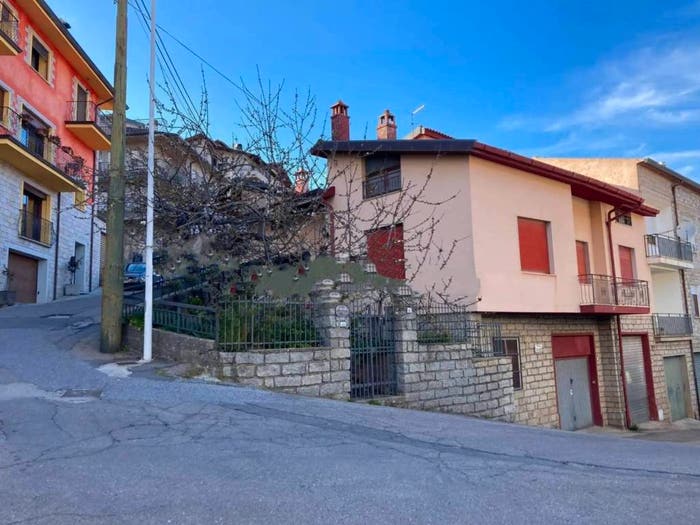 Casa monolocale in vendita in Via Taloro, Gavoi