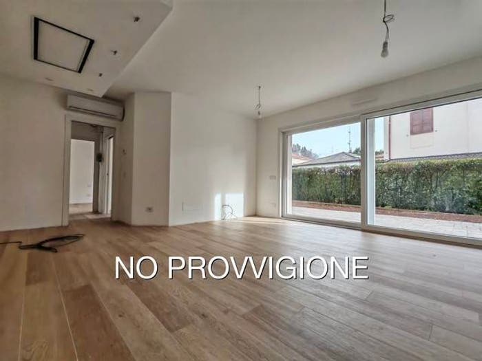 Appartamento trilocale in vendita in Via Giacomo Matteotti, Bizzarone
