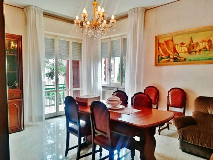 Casa con 6 locali in vendita in Area Residenziale Passeggi Passeggi, Passeggi Don Gentili, Fano