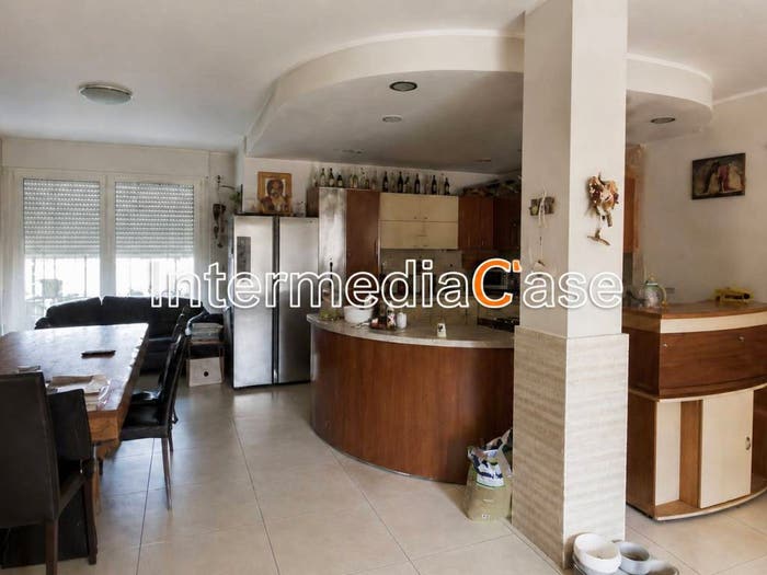 Casa con 6 locali in vendita in Via Pietro Mascagni, San Giacomo Lion Carpanedo, Albignasego