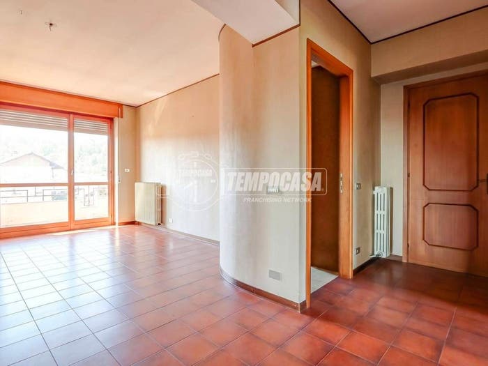 Appartamento quadrilocale in vendita in Via Nuova, Centro, Borgomanero