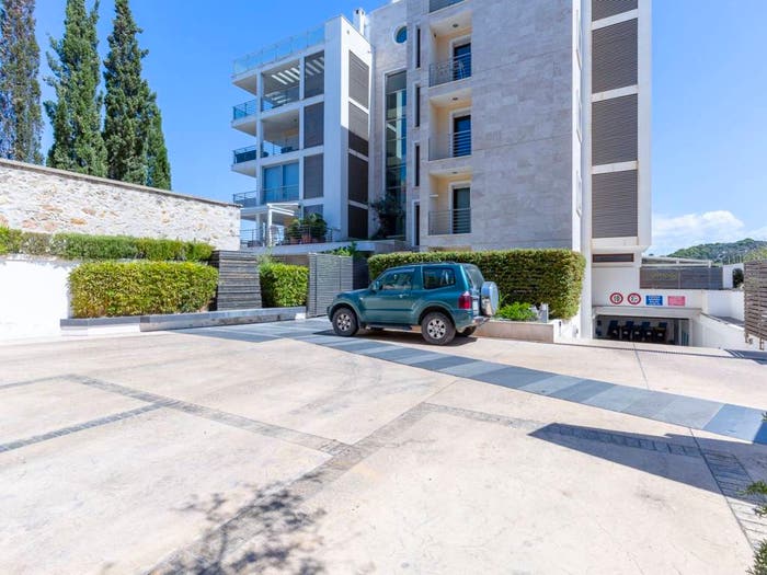 Appartamento quadrilocale in vendita in Via Dei Falconi, Bonaria, Cagliari