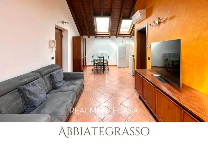 Appartamento bilocale in vendita in Via Milano, Abbiategrasso