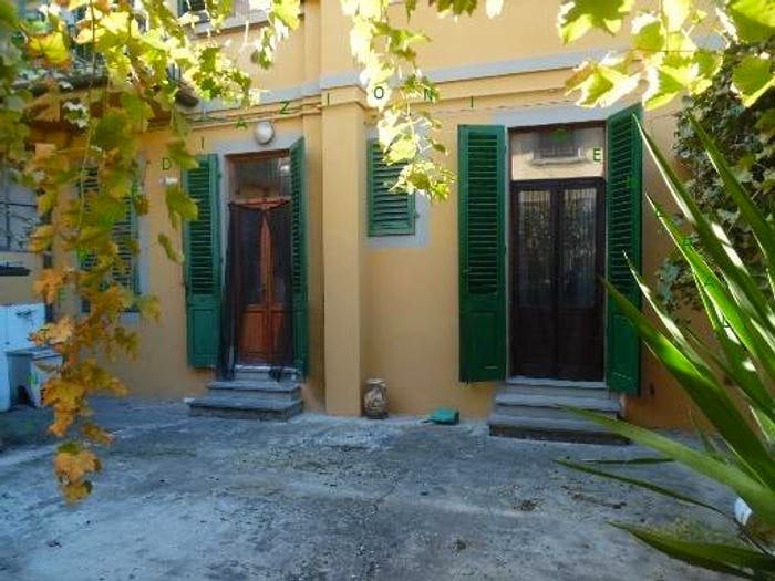Appartamento trilocale in vendita in VIA DEI SETTE SANTI, Campo di Marte, Firenze