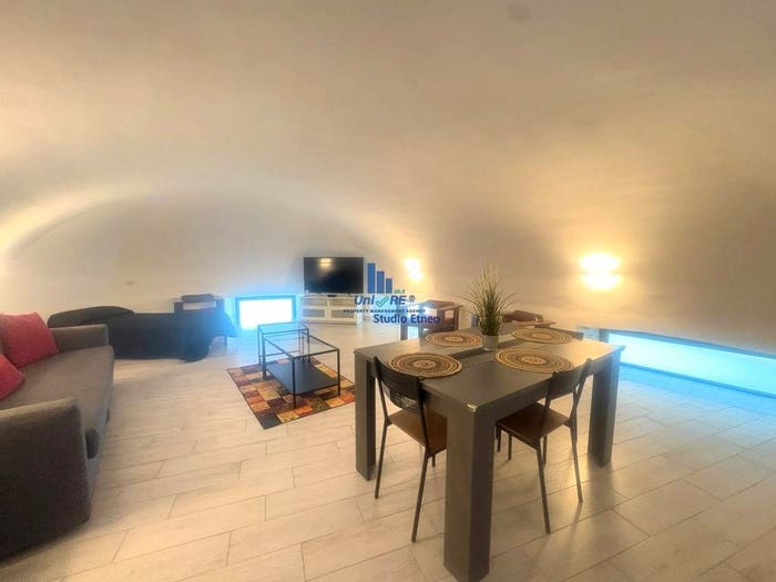Appartamento con 6 locali in vendita in Viale Regina Margherita, Villa Bellini Santa Maria di Gesù, Catania