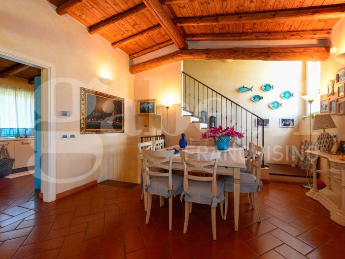 Casa con 5 locali in vendita in Montinelle, Manerba del Garda
