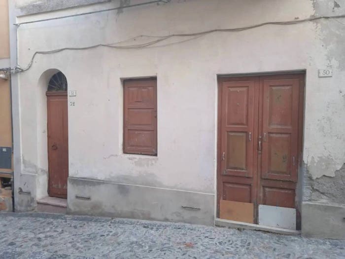 Casa quadrilocale in vendita in Via Guglielmo Siracusa, Centro, Castroreale