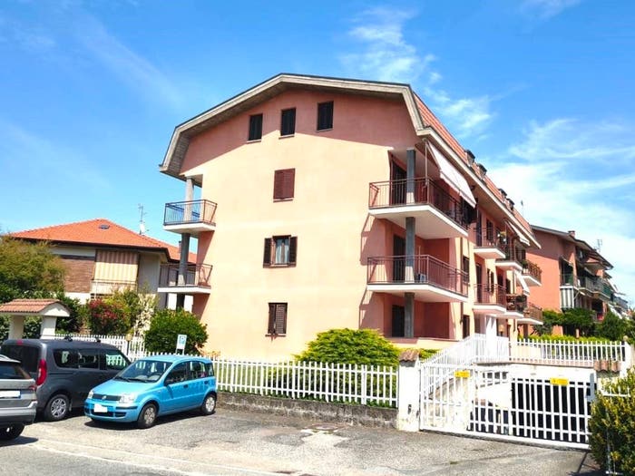 Appartamento con 5 locali in vendita in Via Foglizzo, Centro, Chivasso