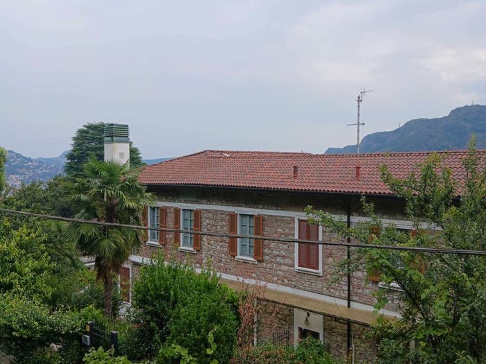 Appartamento bilocale in vendita in Via Cardina, Monte Olimpino, Como