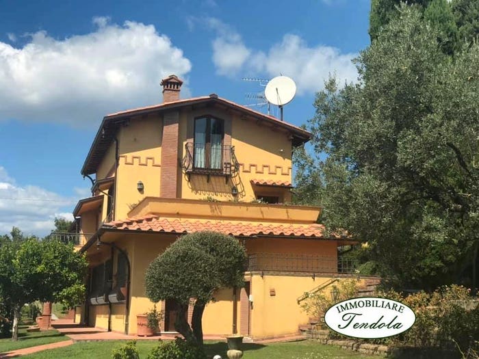 Casa con 6 locali in vendita in Colombiera Molicciara, Castelnuovo Magra