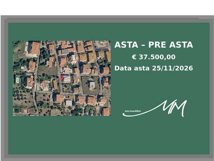 Appartamento con 6 locali in vendita in Via Milano, Monte Romano