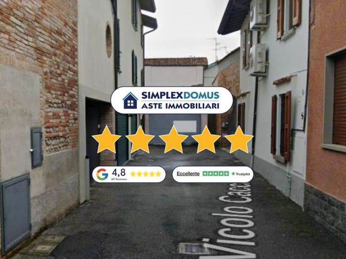 Appartamento con 6 locali in vendita in Vicolo Cacciatori, Centro, Caravaggio