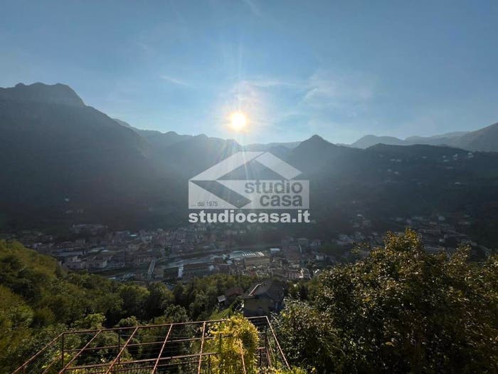 Casa con 6 locali in vendita in VIA SAN SEBASTIANO, San Pellegrino Terme