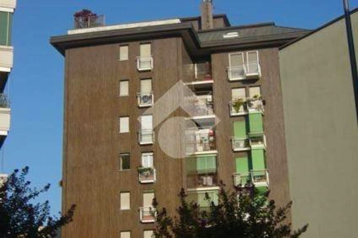 Appartamento trilocale in affitto in Via Frugoni Carlo Innocenzo, Niguarda, Milano