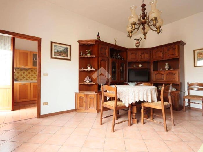Appartamento con 6 locali in vendita in Via cavour, Centro, Alba Adriatica