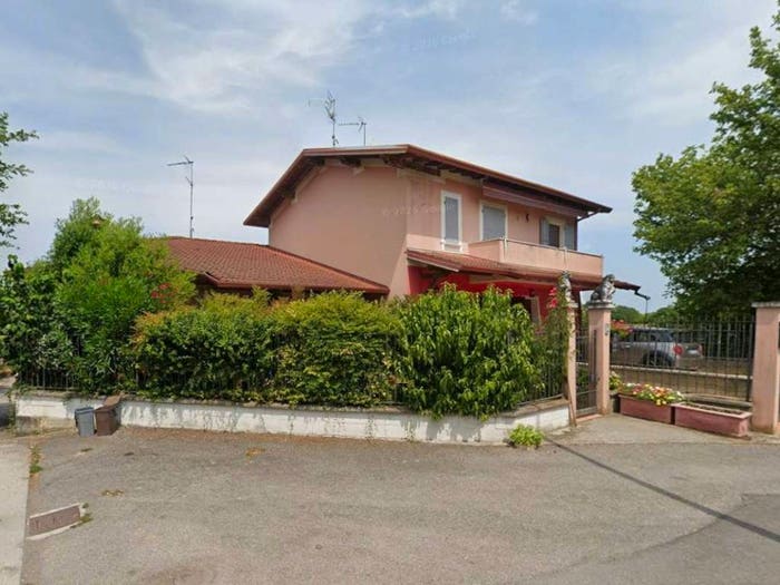 Appartamento trilocale in vendita in Via Dossi, Milzano