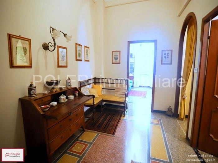 Appartamento con 6 locali in vendita in Via Giordano Bruno, Albaro, Genova