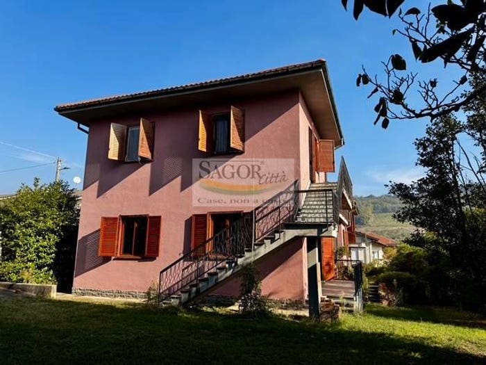 Casa con 6 locali in vendita in Via Dante Alighieri, San Pietro Val Lemina