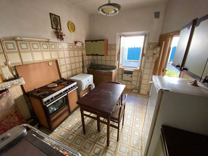 Casa quadrilocale in vendita in Via Principe Amedeo, Monterubiaglio, Castel Viscardo