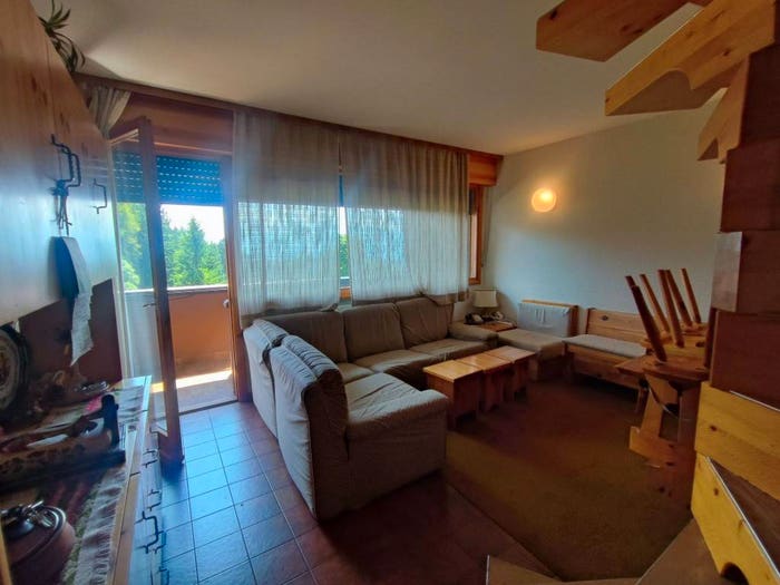 Appartamento quadrilocale in vendita in Ronzone