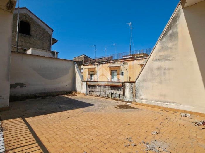 Casa con 6 locali in vendita in Via Trento, Frattamaggiore