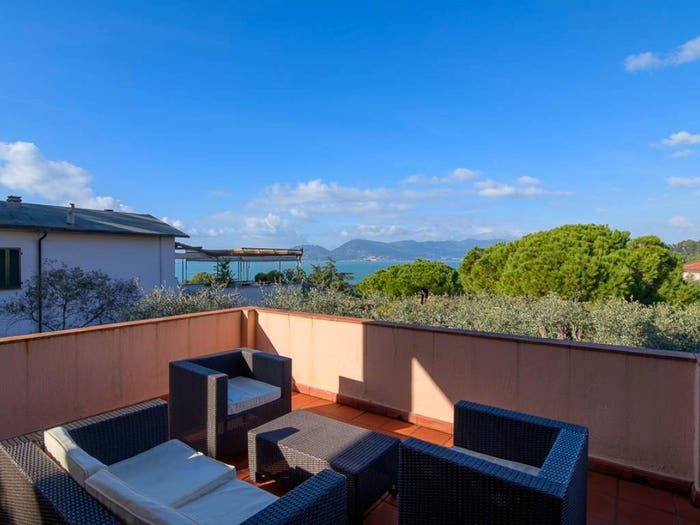 Appartamento trilocale in affitto in Via Fiascherino Traversa, La Serra Tellaro, Lerici