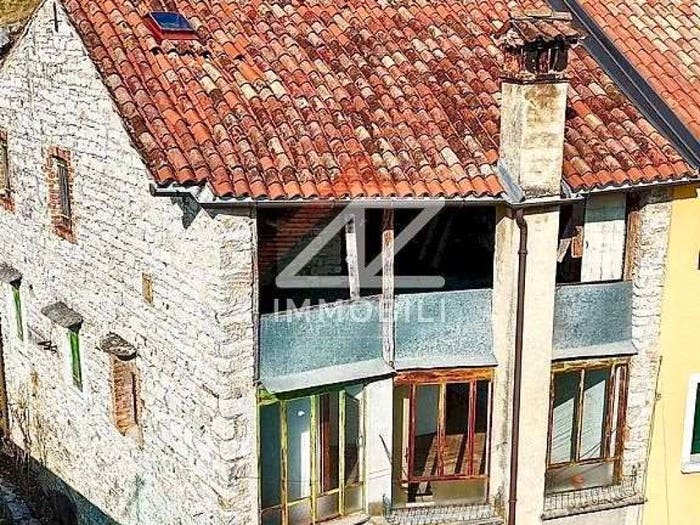 Casa quadrilocale in vendita in via padre giuseppe sommavilla, Revine, Revine Lago