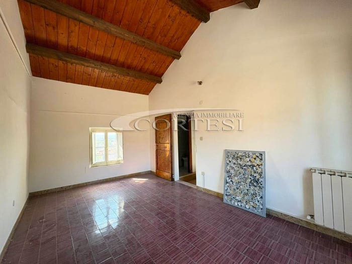 Casa quadrilocale in vendita in Via Mazzini, Centro, Monte Porzio